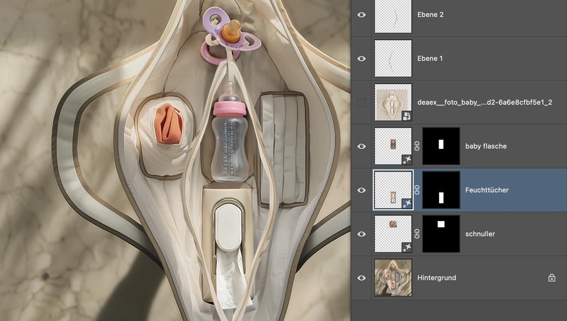 Ebenen in Photoshop-Montage einer Vulva-Windeltasche mit Babyflasche, Feuchttüchern und Schnuller – generiert mit Midjourney von deaex 2025